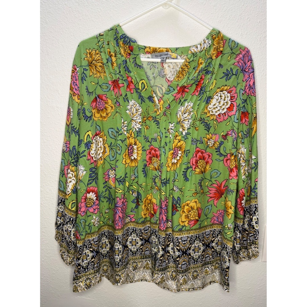 Figueroa & Flower Green Floral Boho Pleated V-Neck Blouse Top Medium M NEW